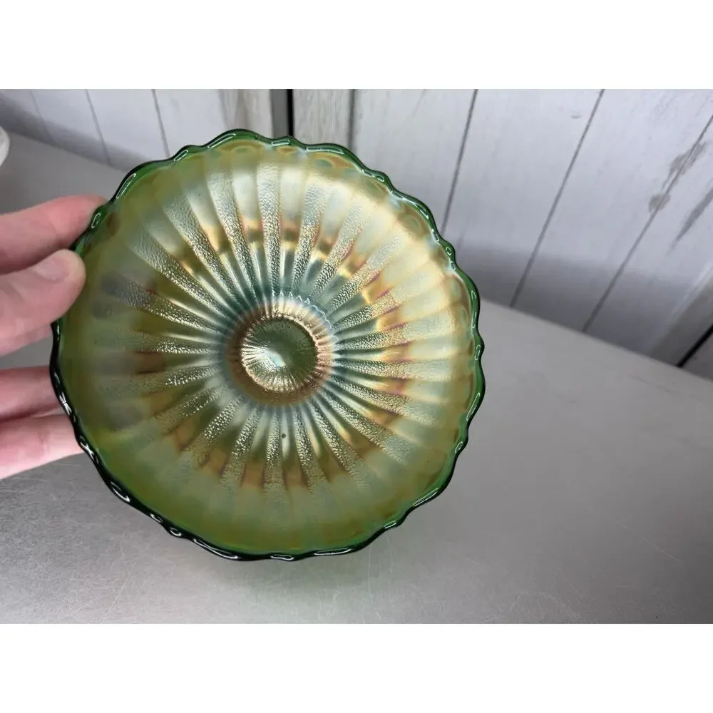 Vintage Fenton Green Carnival Glass Rays SCALLOP EDGE BOWL Trinket Dish